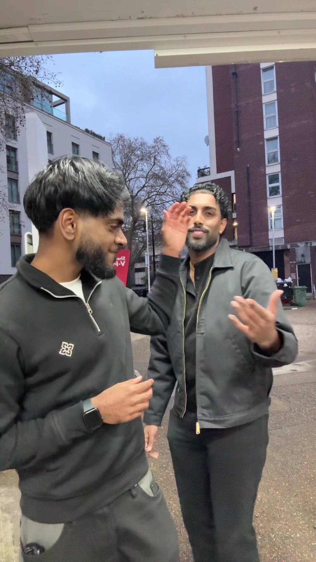@AVI
