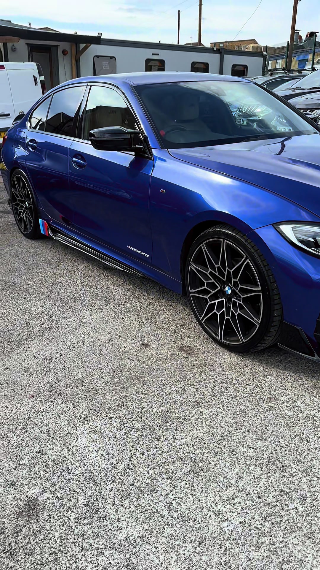 @r8motorgroup