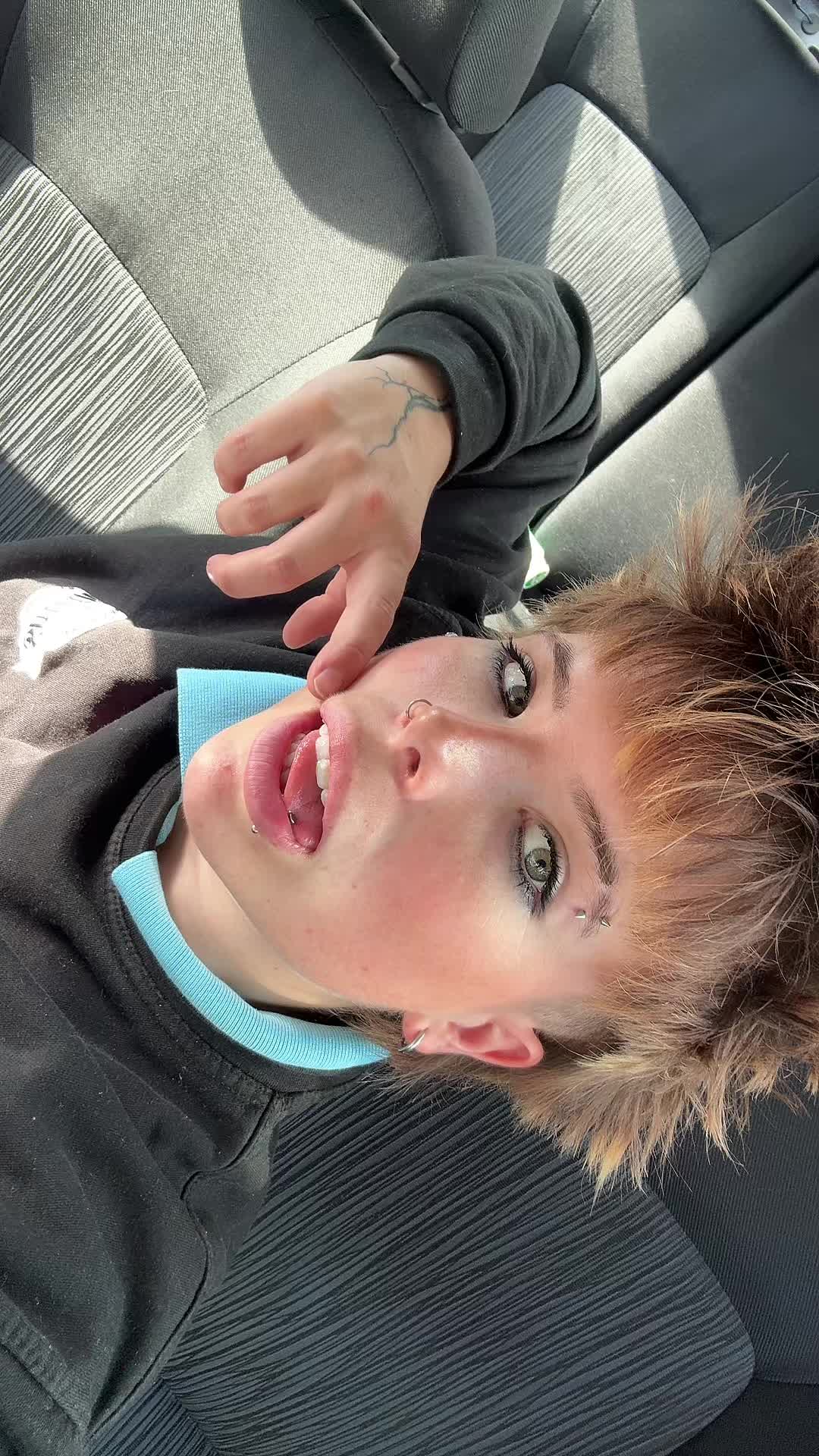 @Em