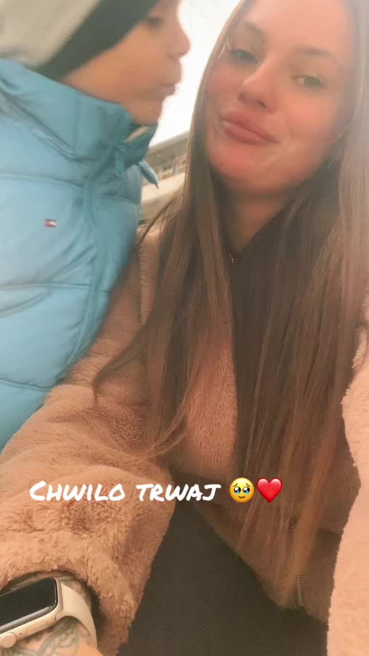 @Brave_Brunette 👑