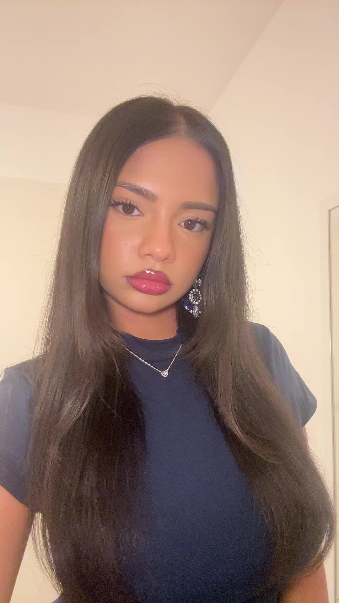 @𝐀𝐥𝐢𝐧𝐚🇧🇩