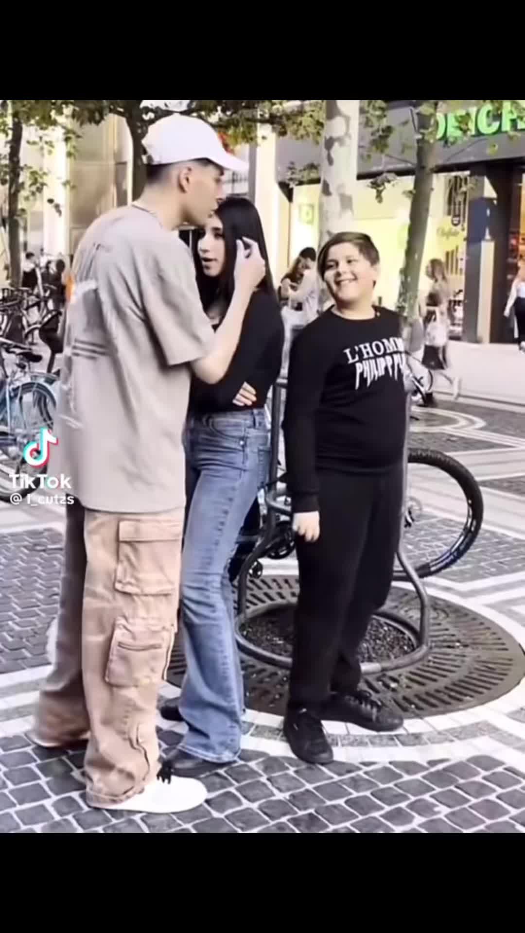 @VVL