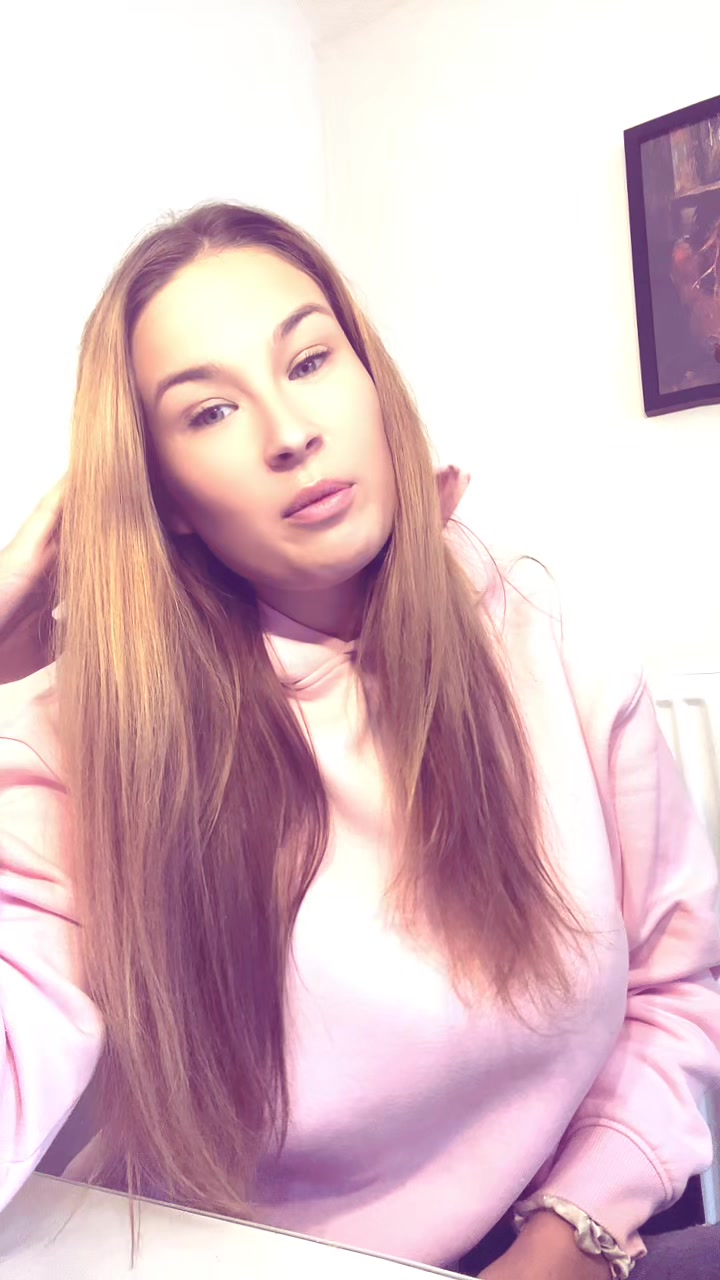 @Deniska😍
