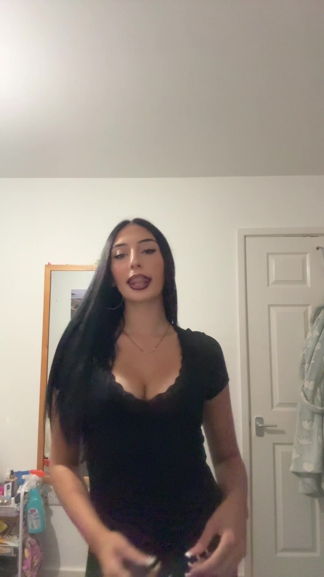 @𝓜𝔂𝓼𝓱𝓪 💋🐆