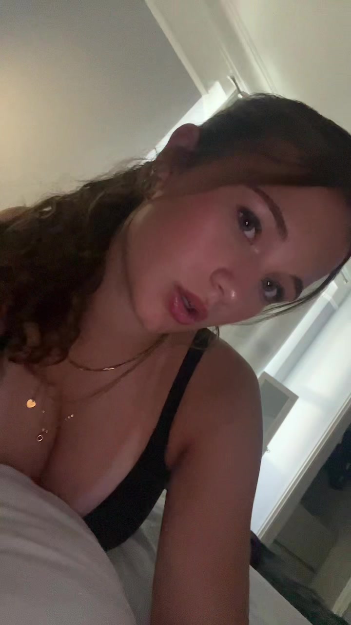 @🫒