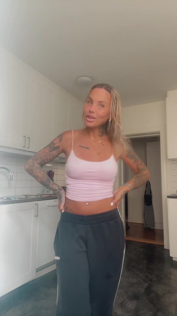 @Michaela🩷