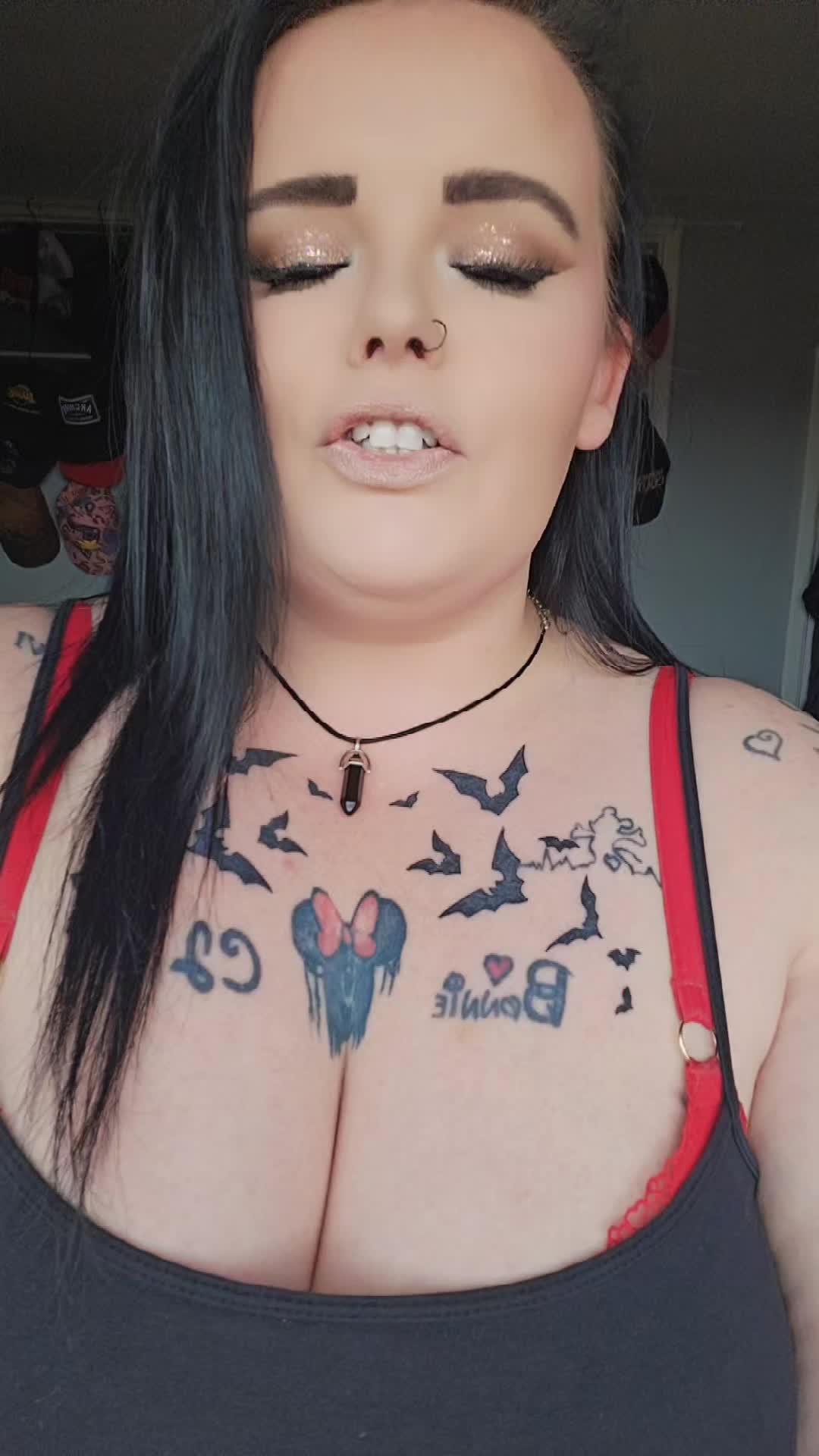@⛓️🖤Jenny🖤⛓️
