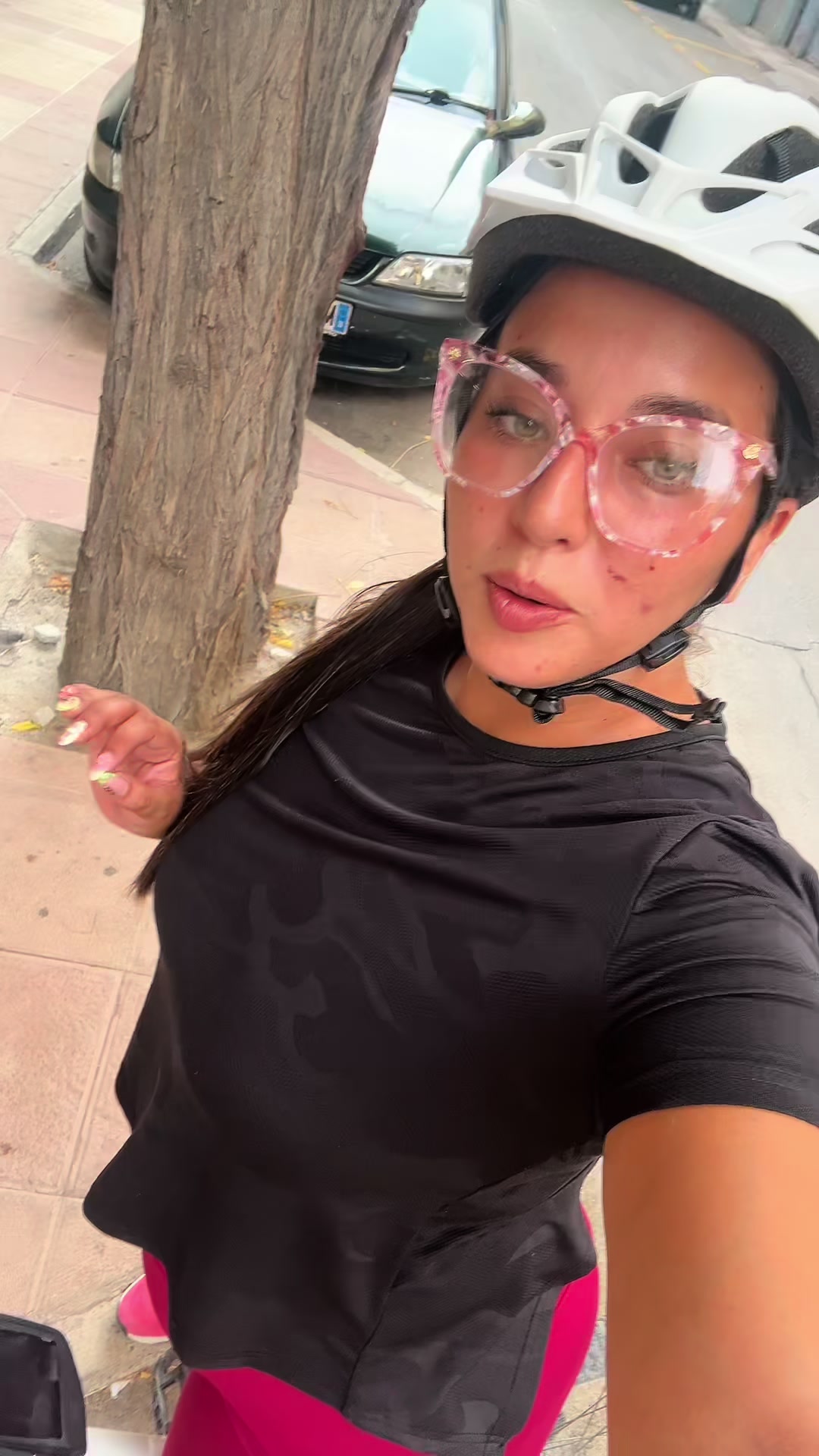@Naiaragguzman