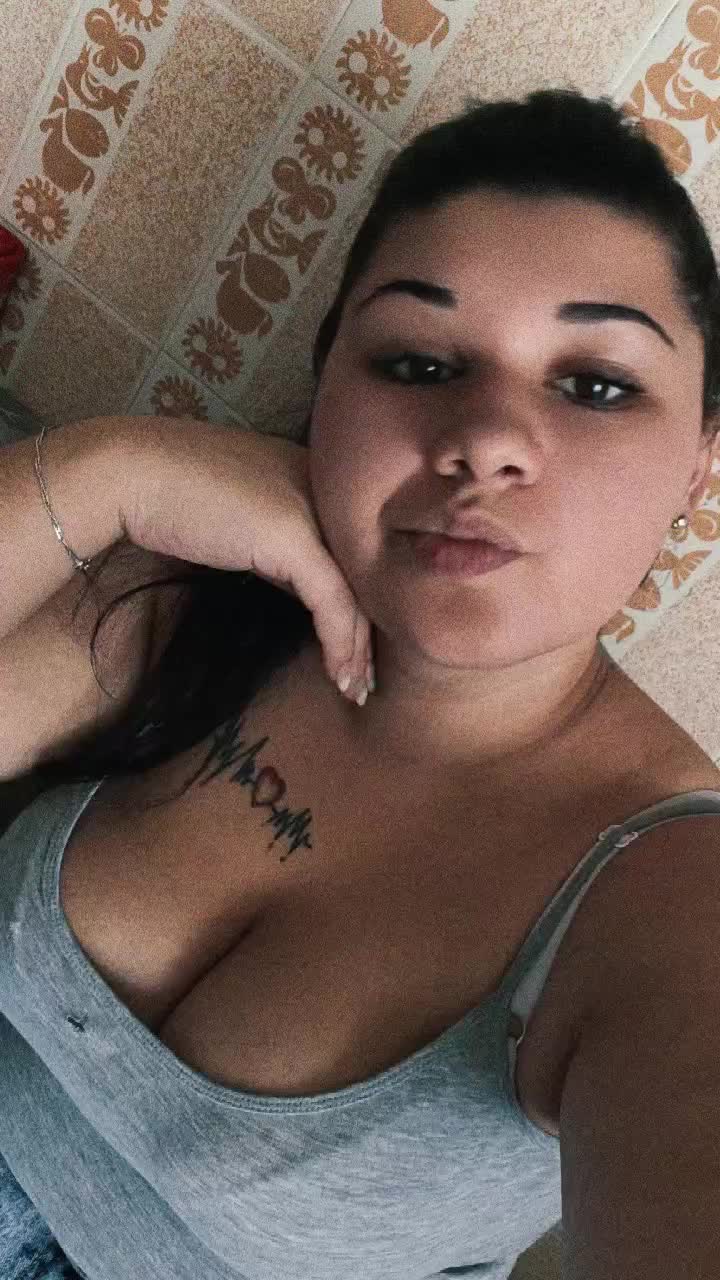 @đëñý💋❤️
