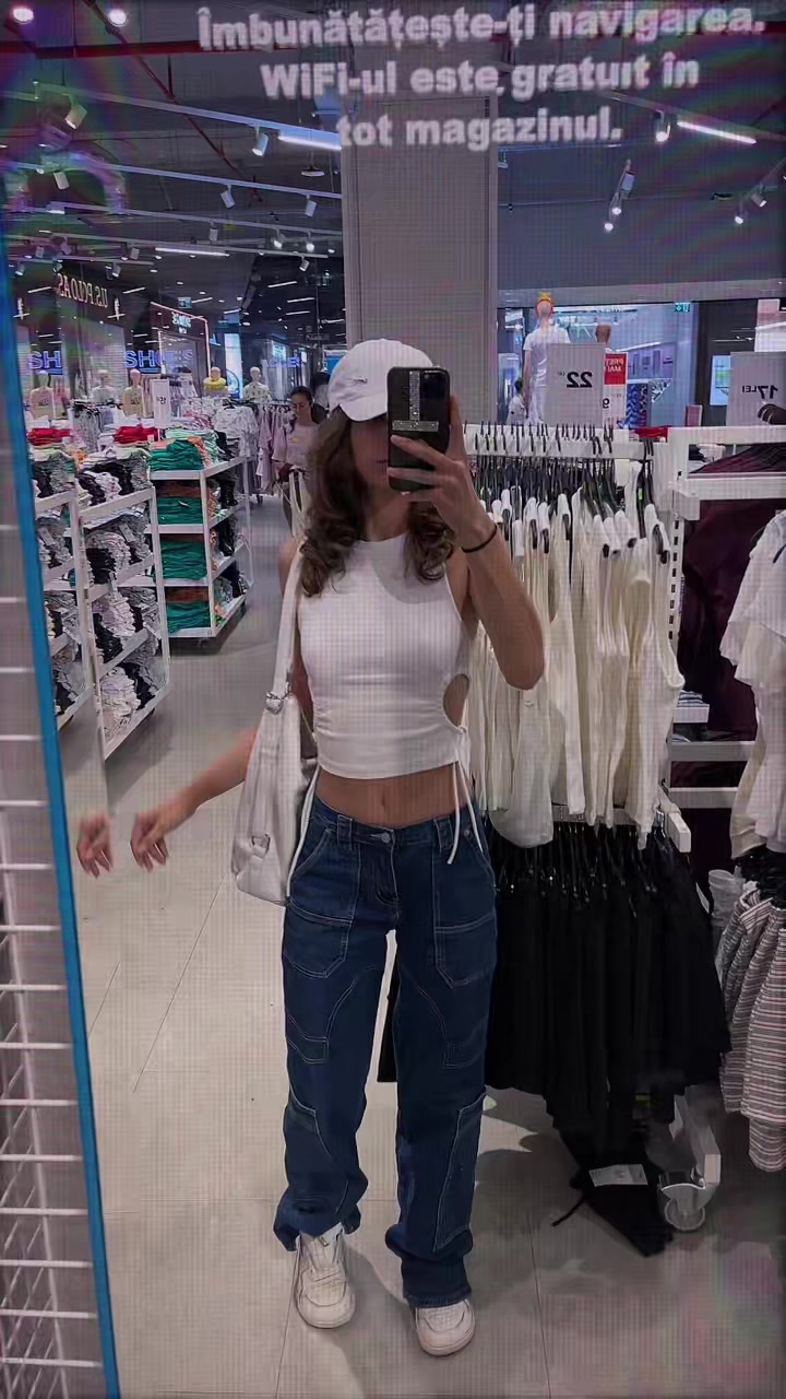 @Sia