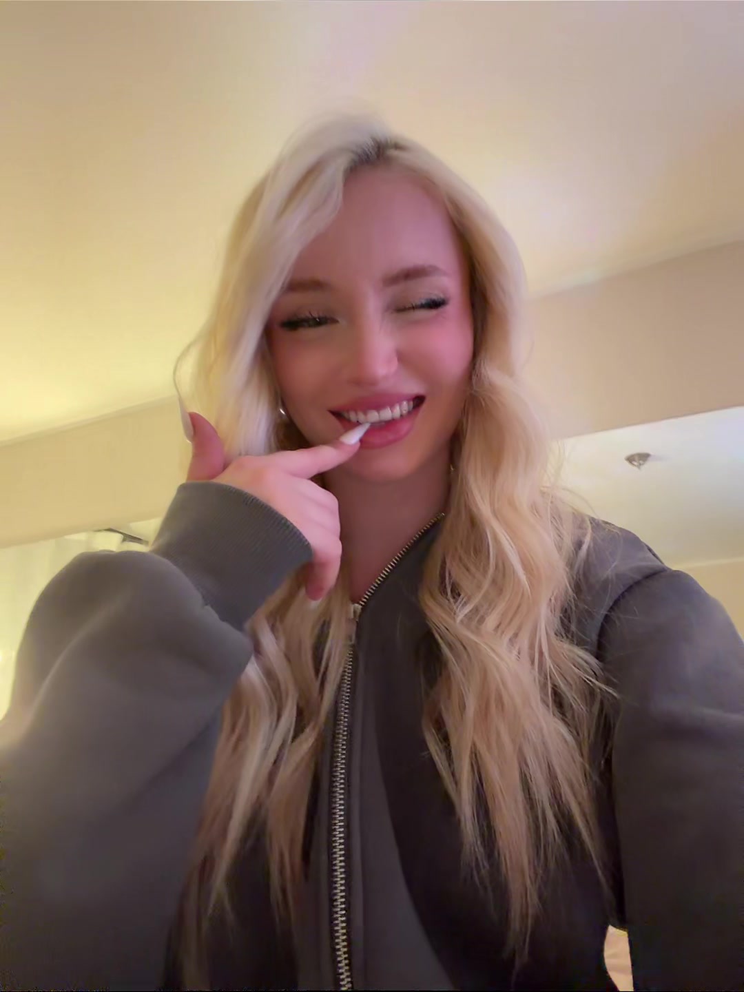 @emmajane_jelmini