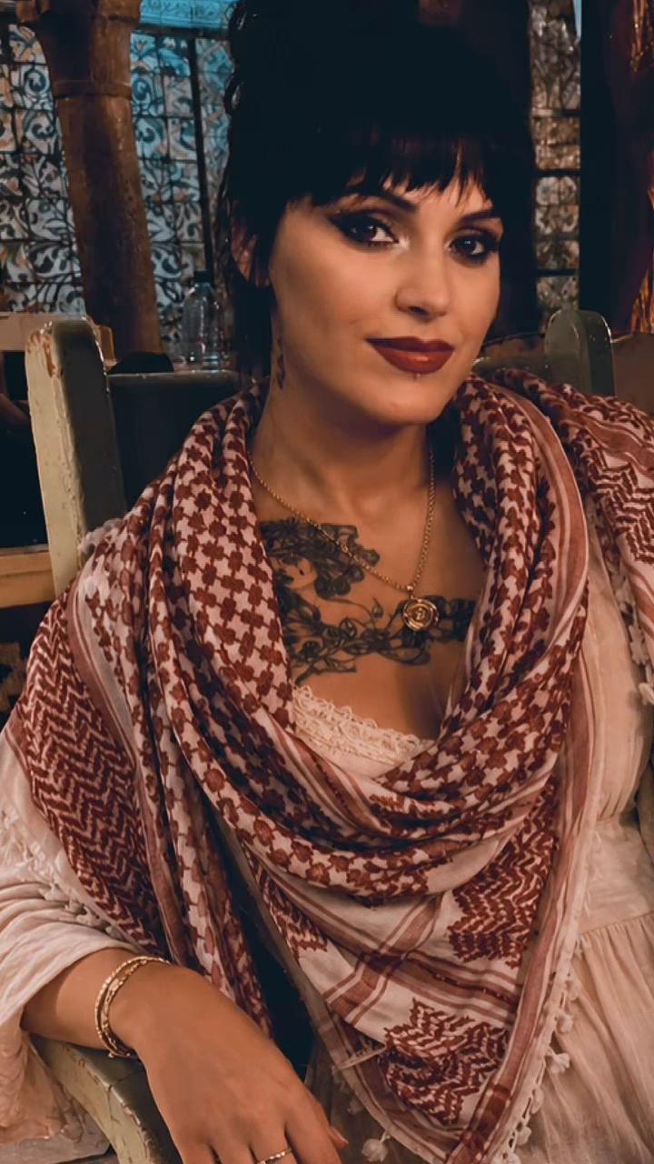 @Eroumia00216