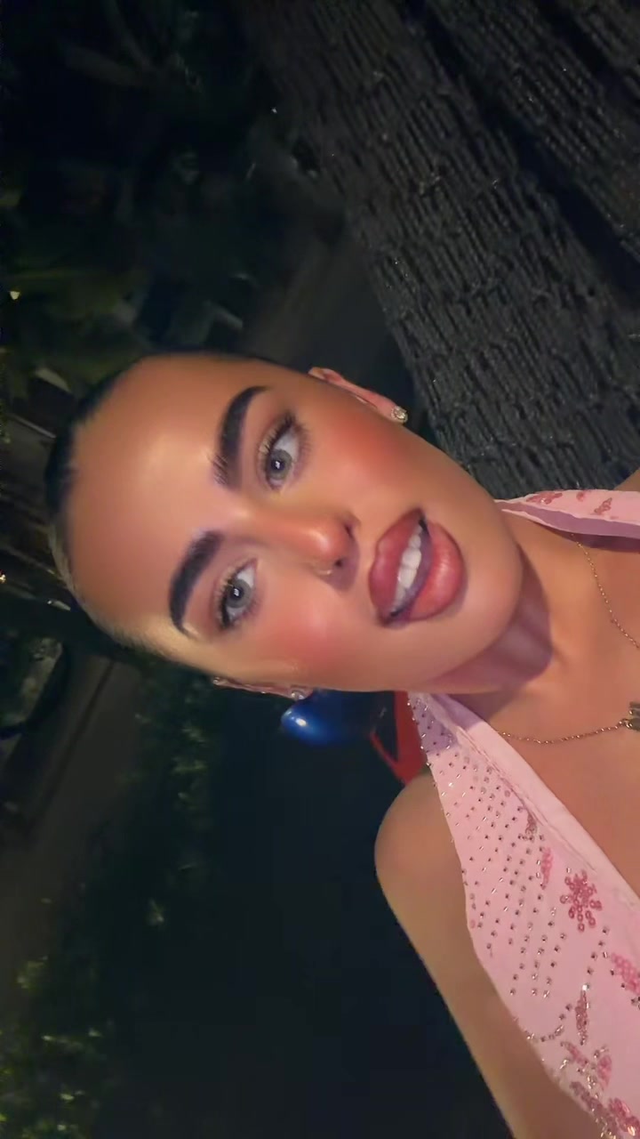 @jodiedunnehughes