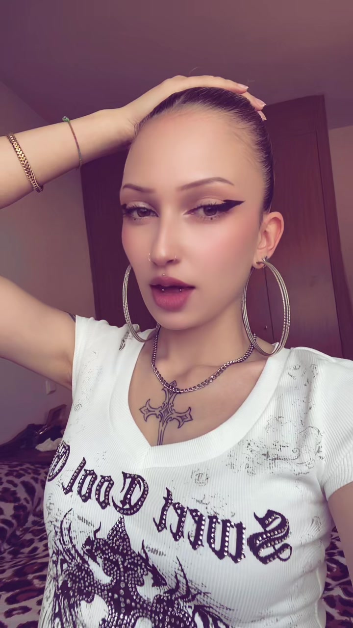 @Saray🍒💋