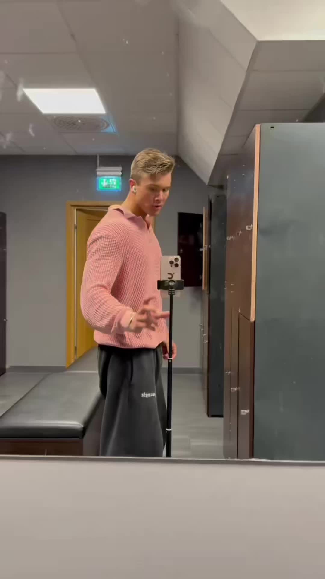 @Victorsamuelsson9