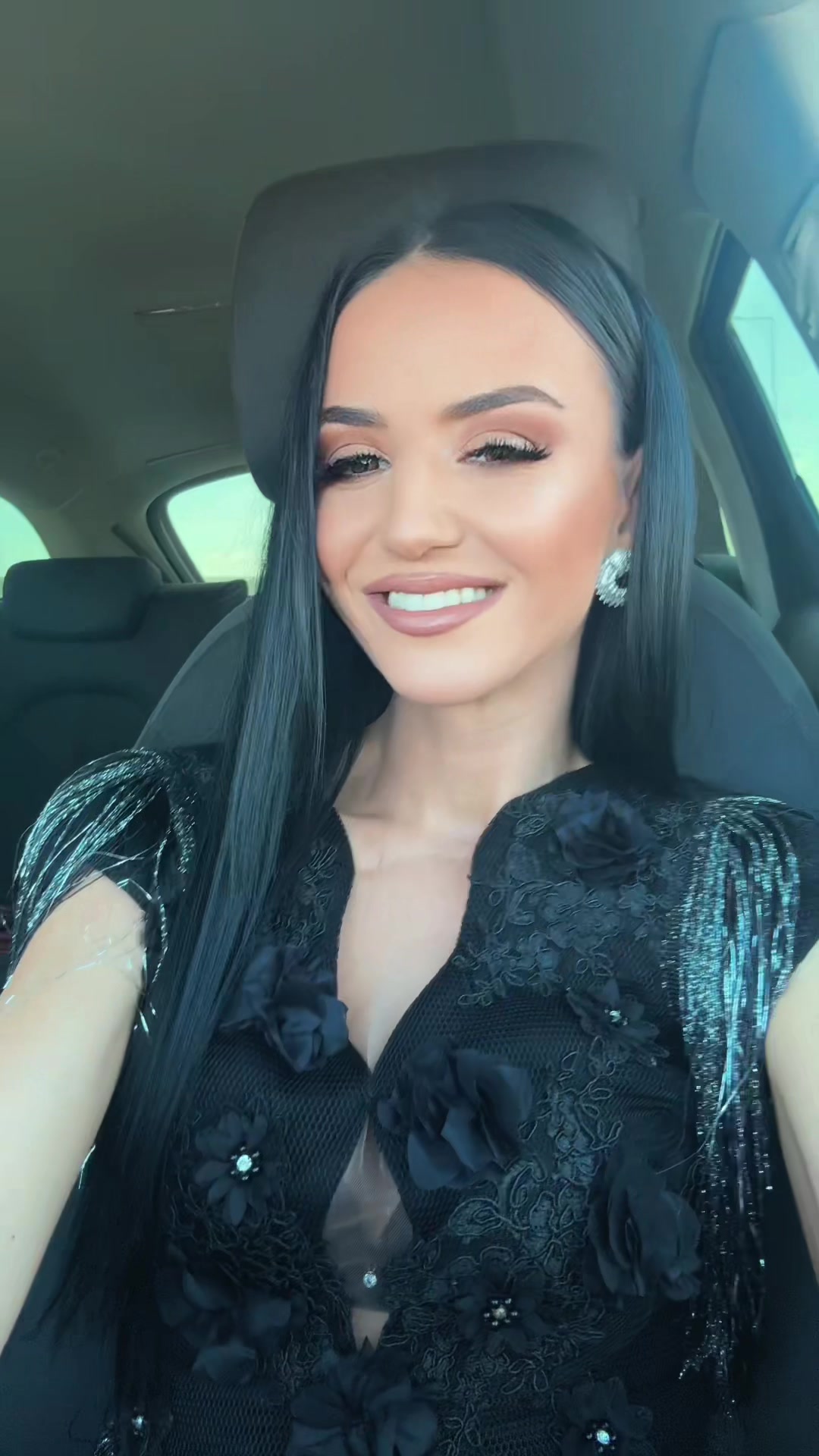 @📀𝐋𝐀𝐕𝐈𝐍𝐈𝐀 𝐏𝐎𝐏 🎙️