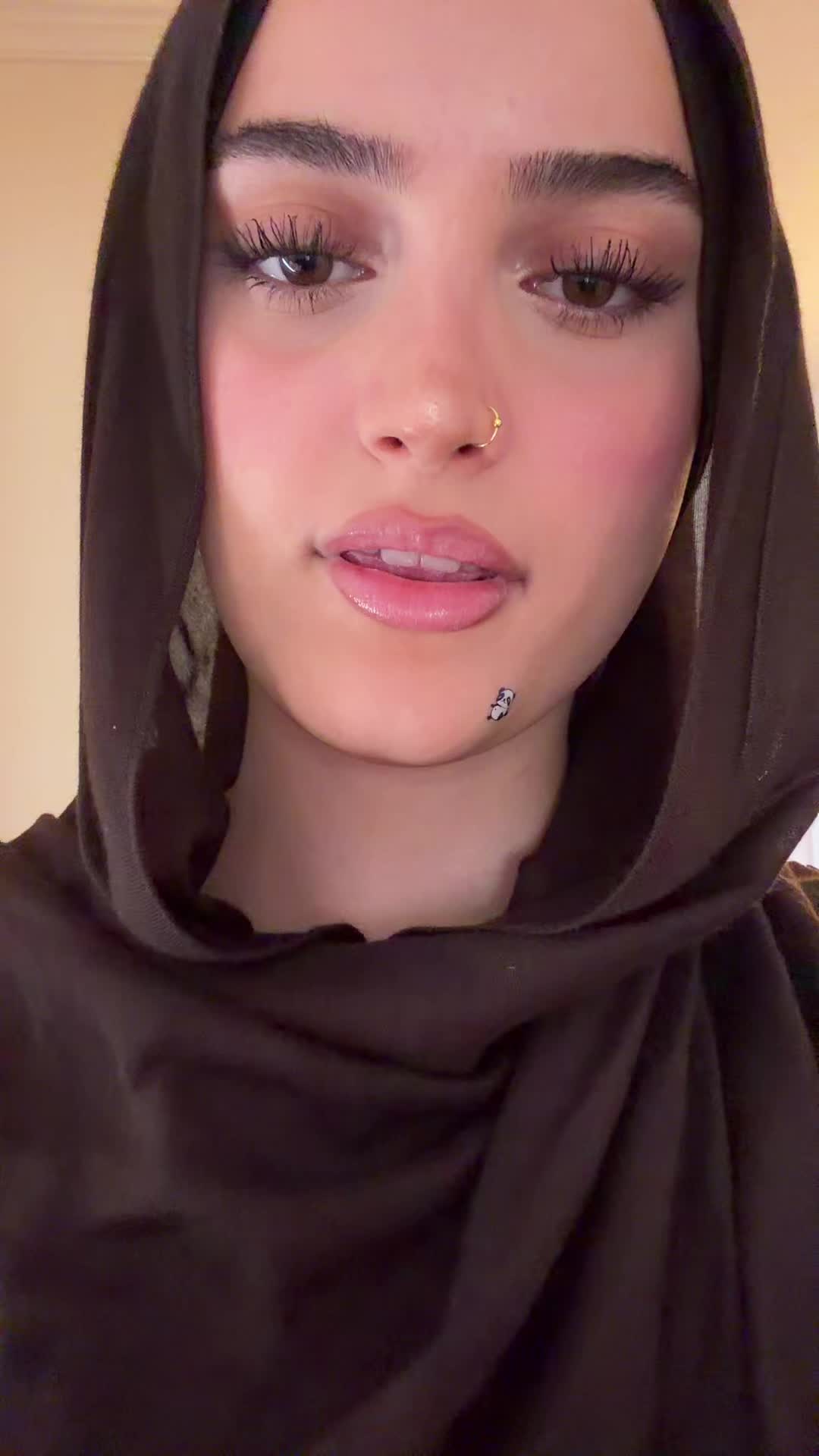 @🍇ᥫ᭡