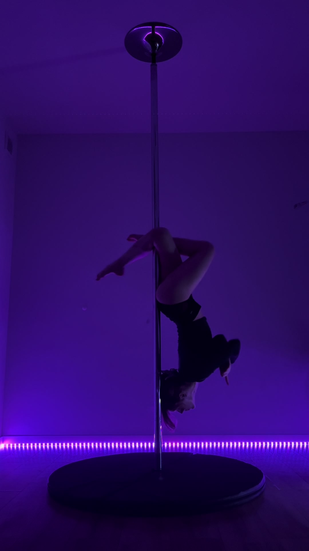 @poledance_xviqen