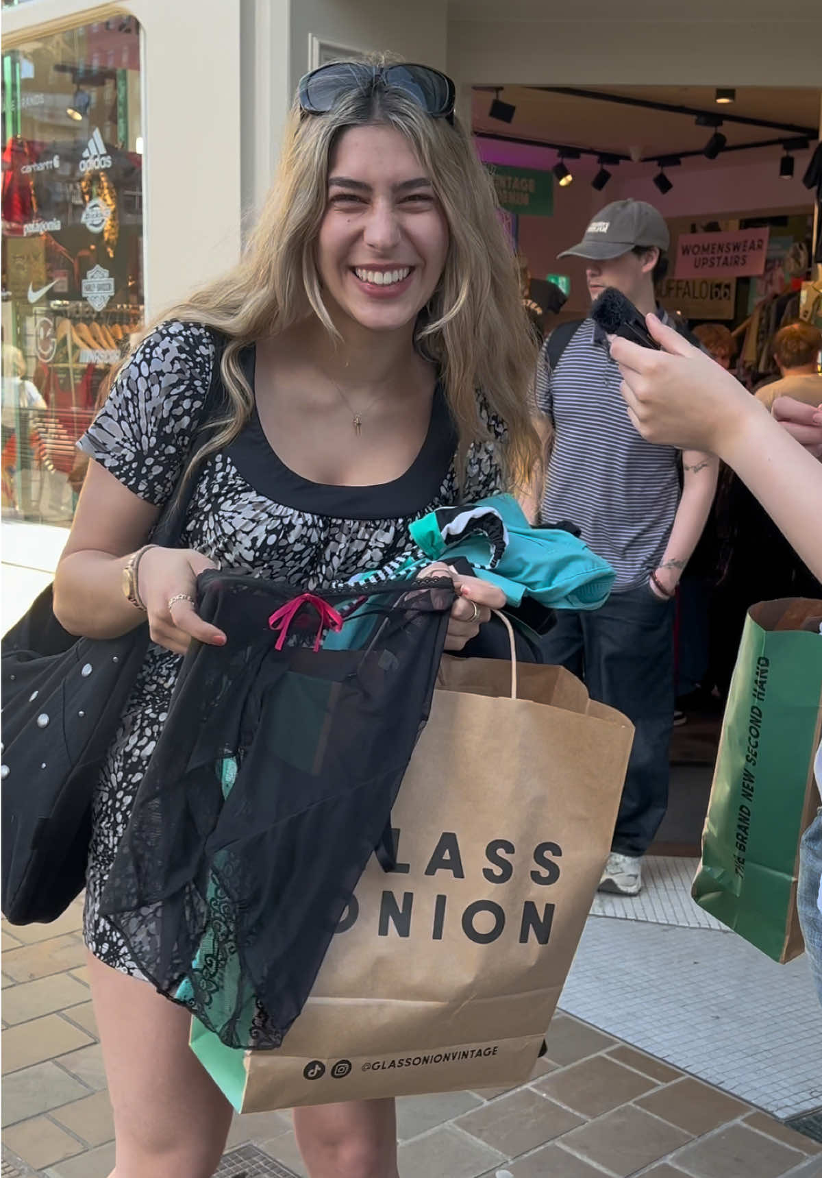 @Glass Onion Vintage