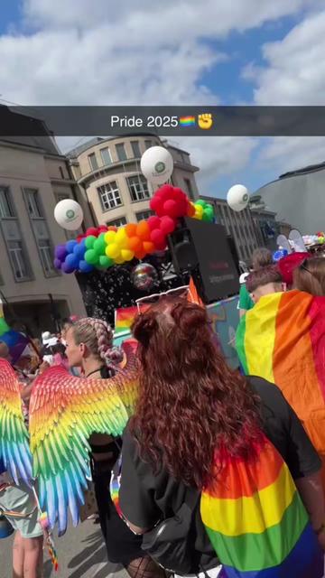 @Mélissa Vincent🥀🏳️🌈