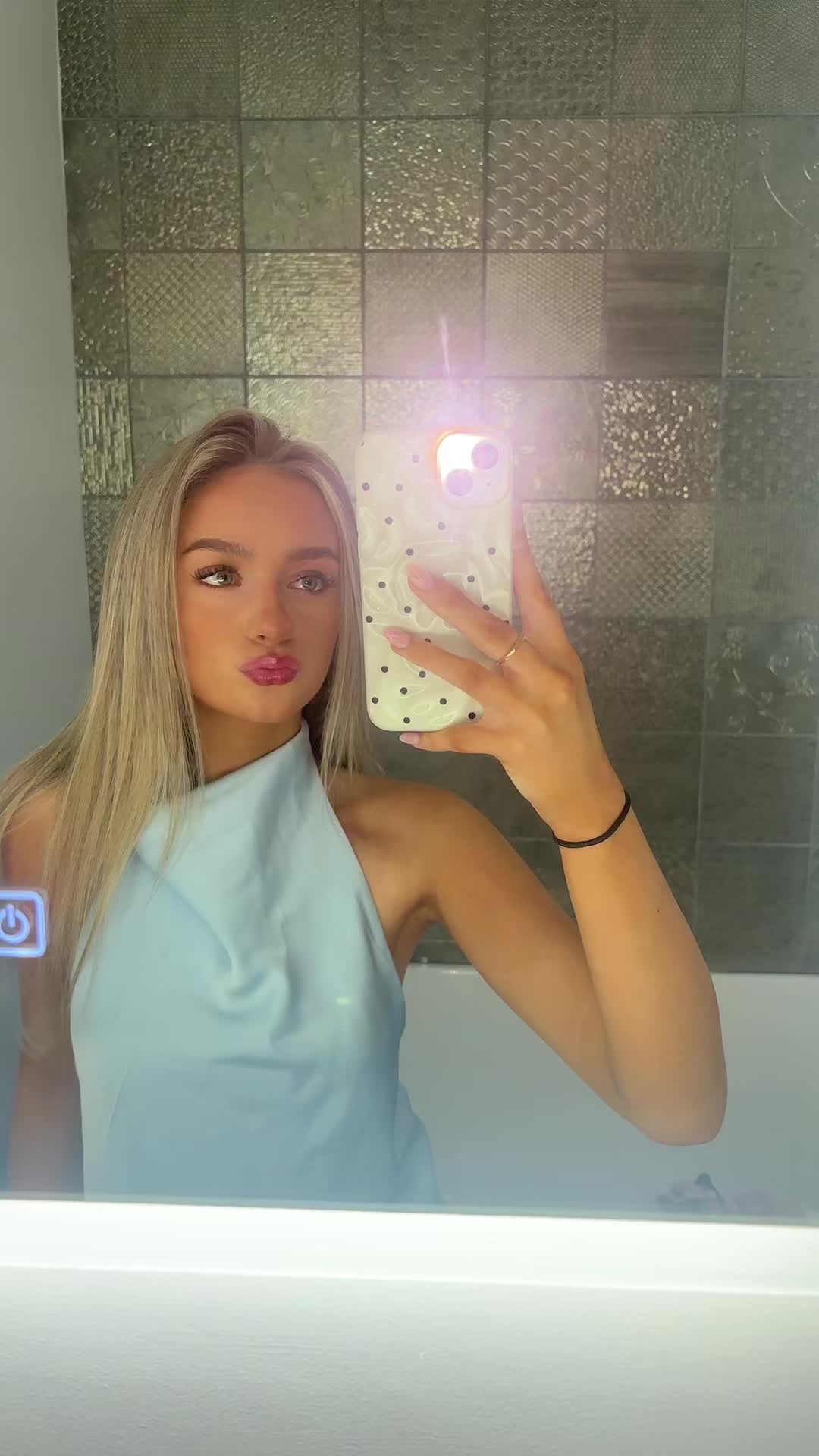 @laurengibson_