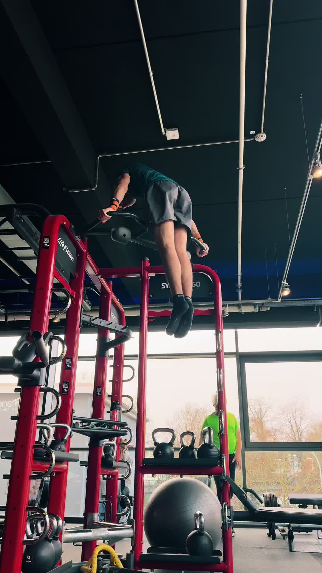 @aki_calisthenics
