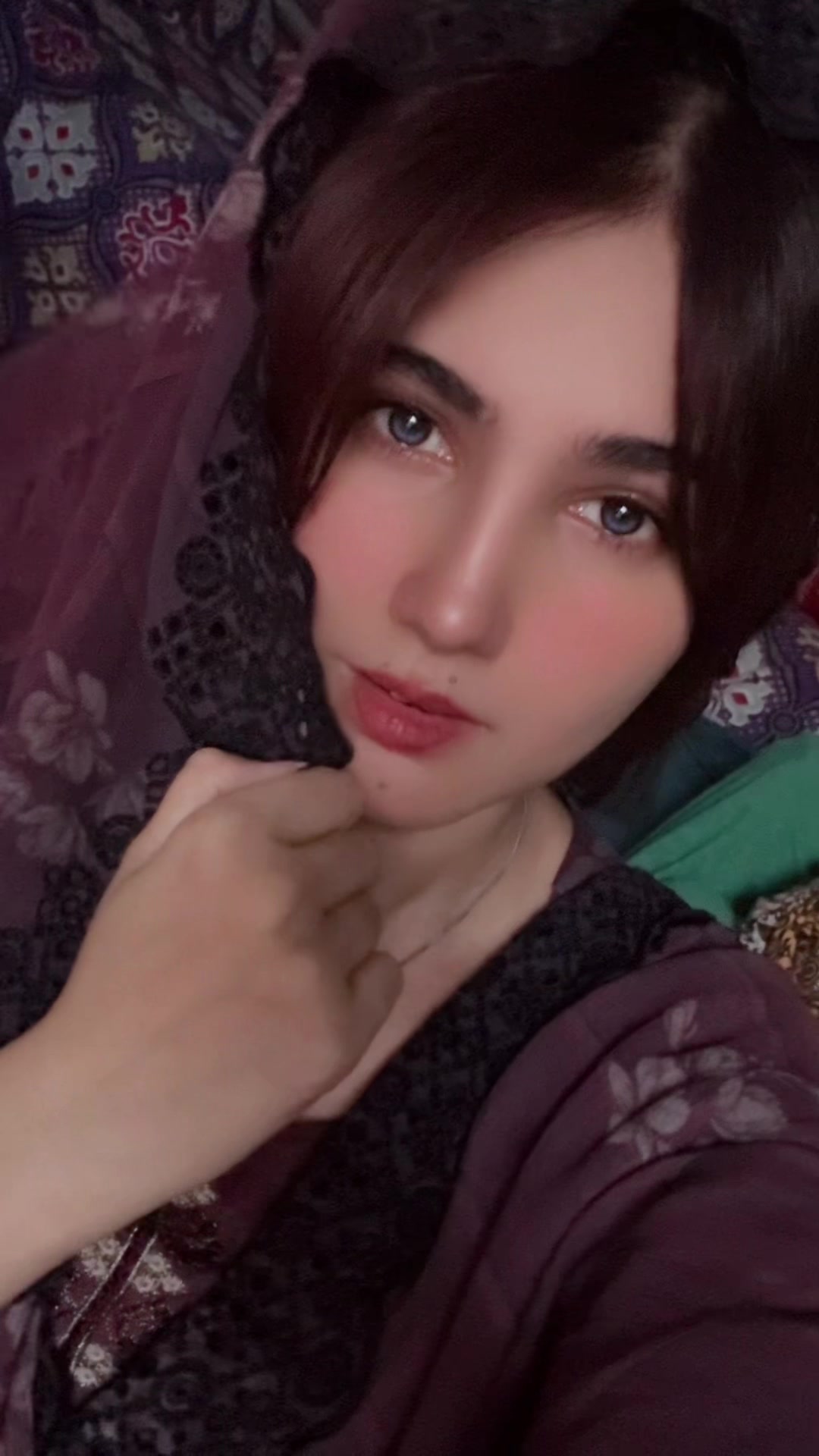 @Isha Hashmi.🥀👑