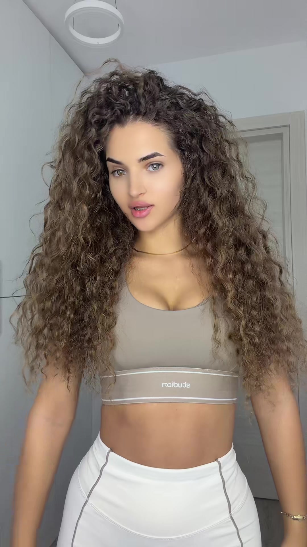 @Marinela