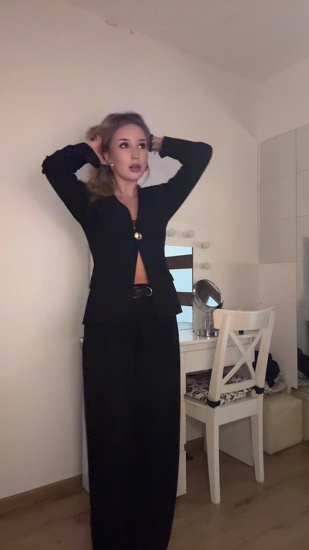 @zuziafurman