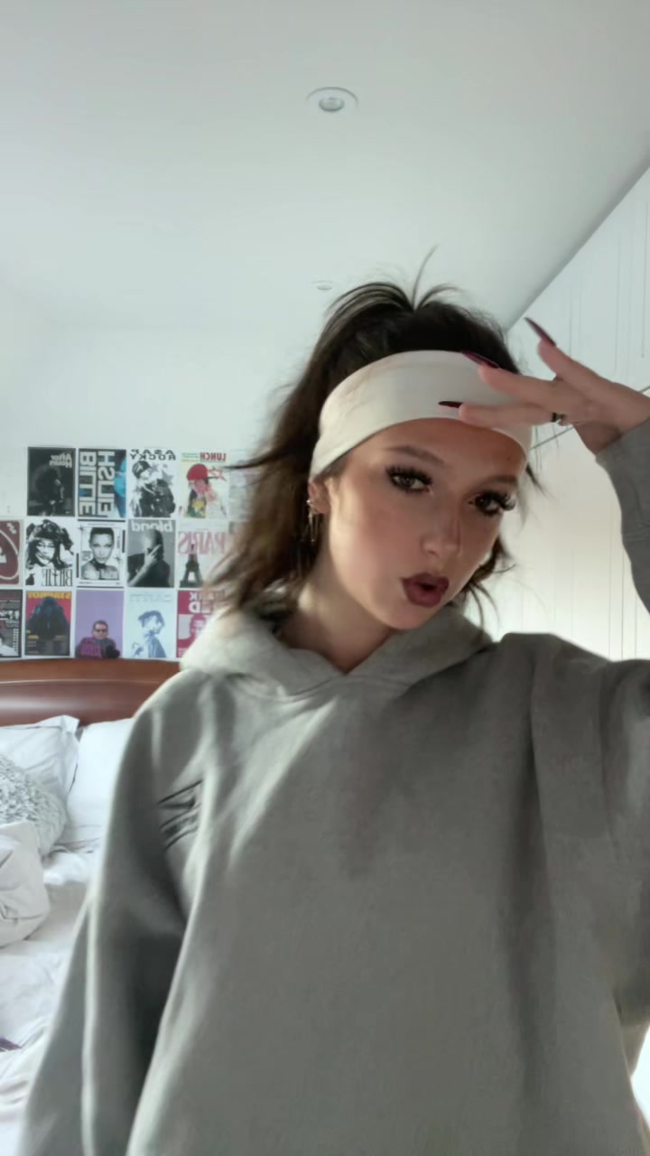 @⚜️