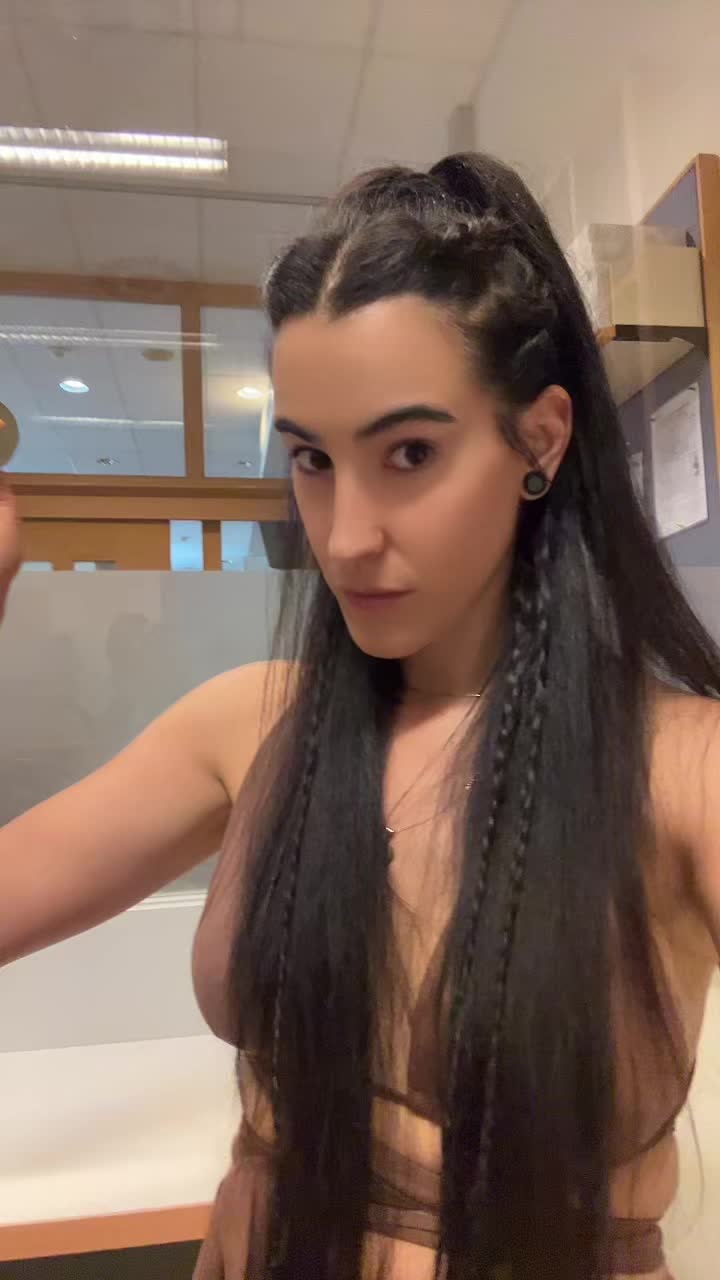 @Тања