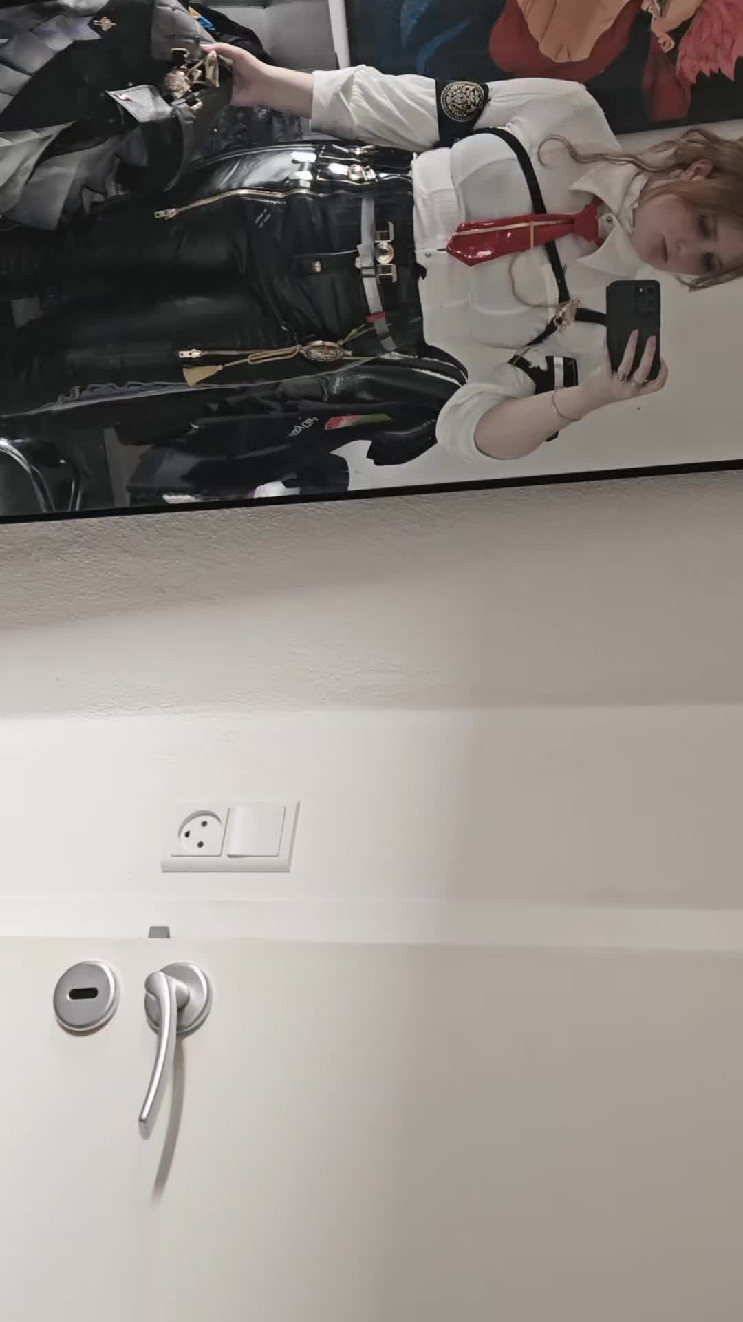 @~{Cc}~