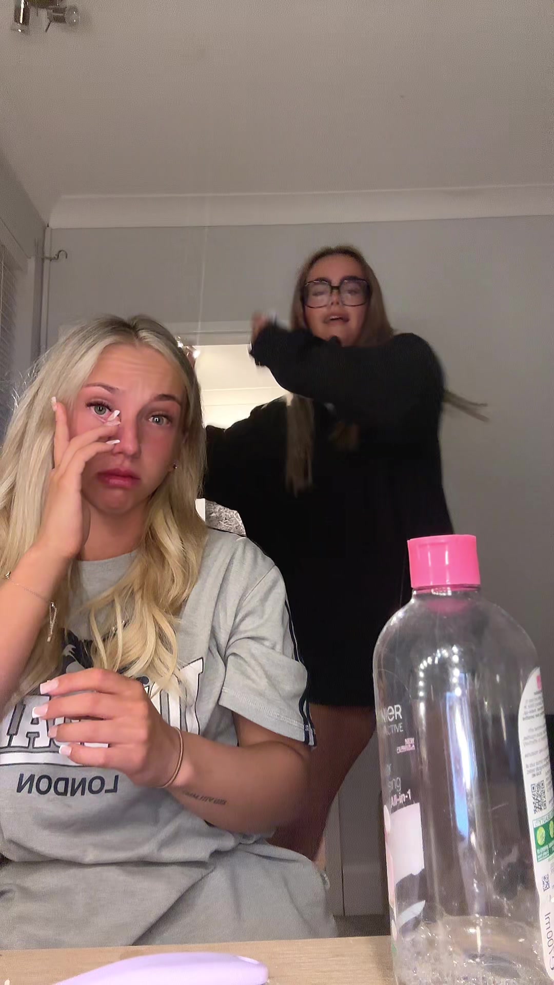 @Ellie mai