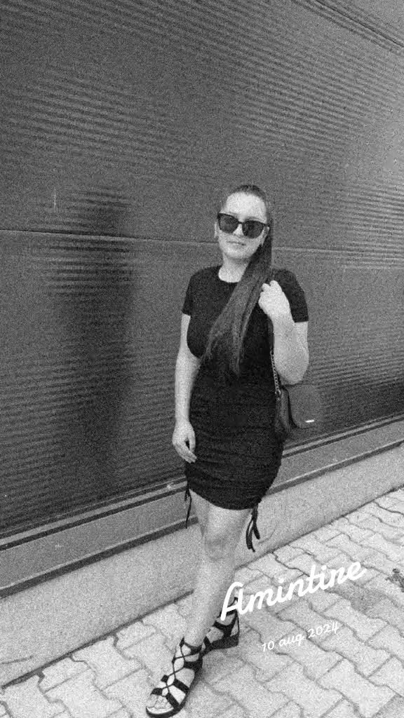 @Andreea Maria🩵