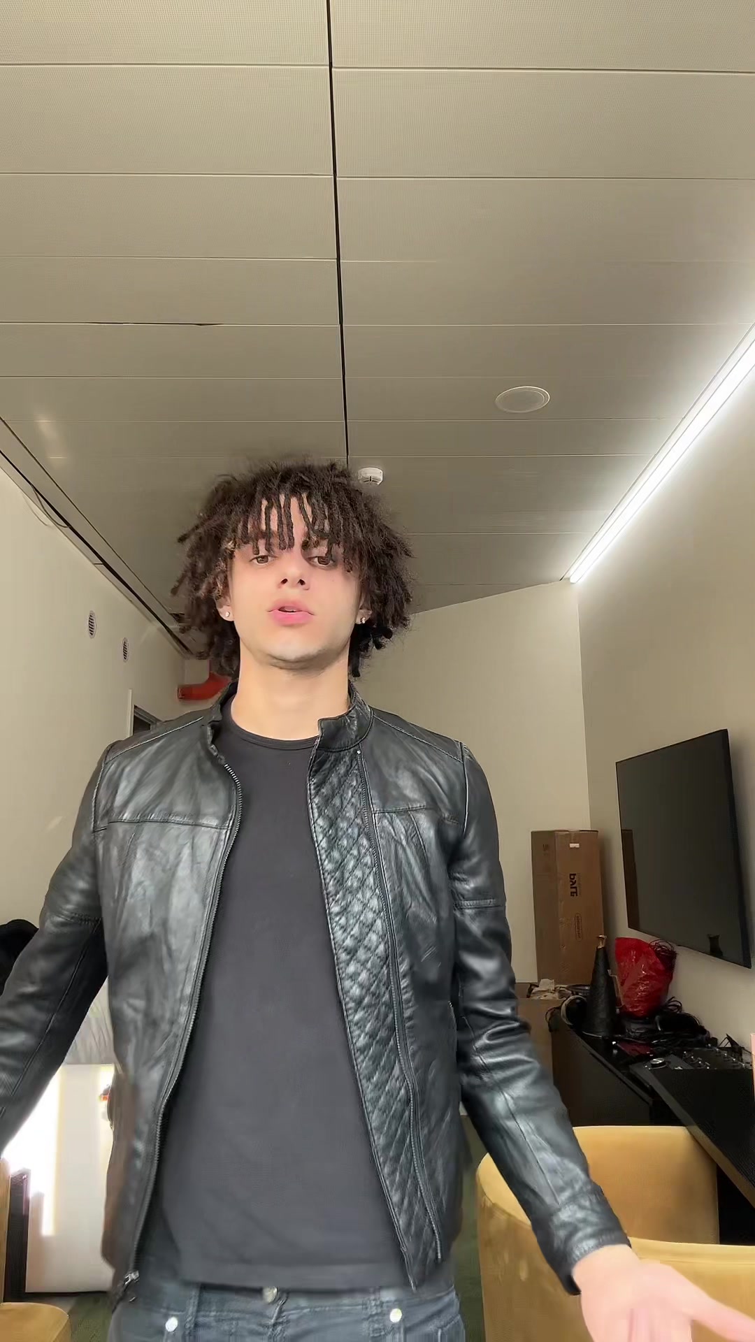 @lildombaby