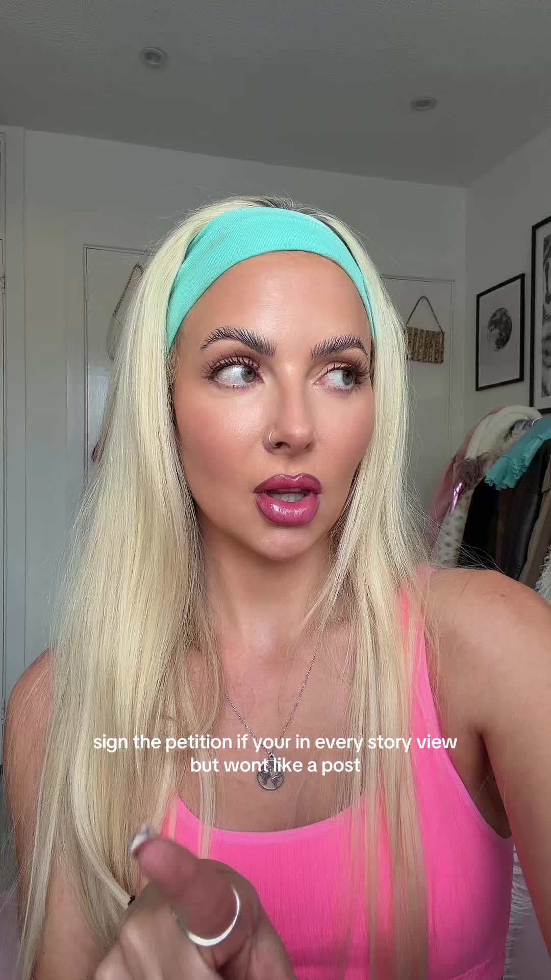 @themelissaclarke