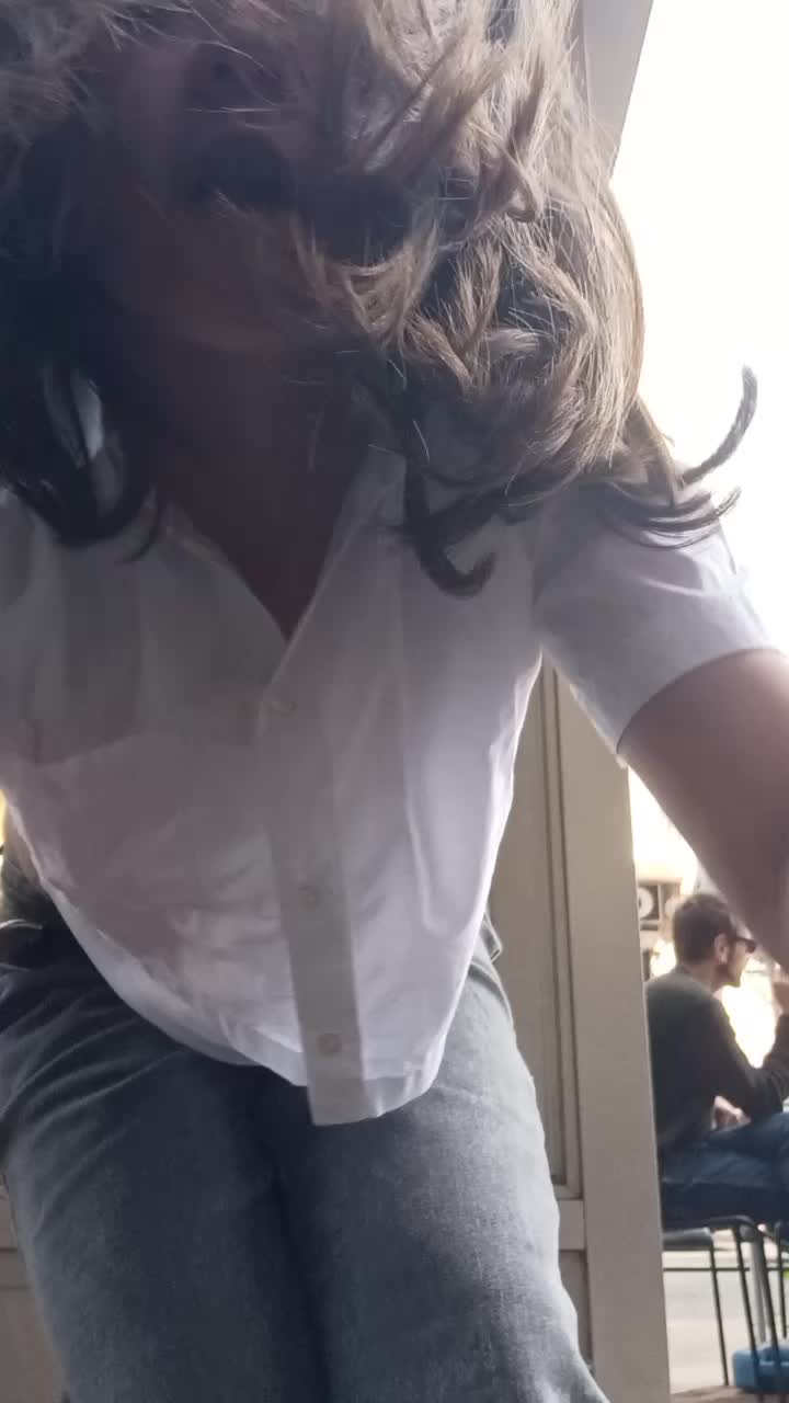 @Eleonora Magazz&ugrave;