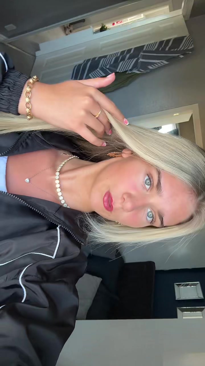 @Emily👸🏼