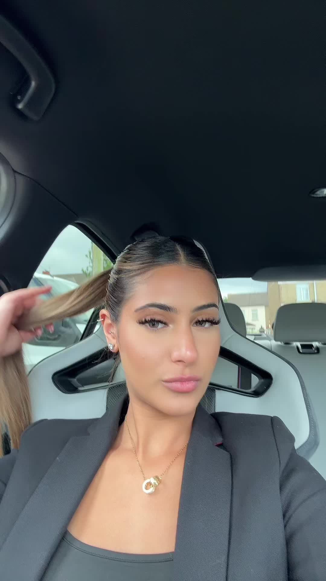 @v