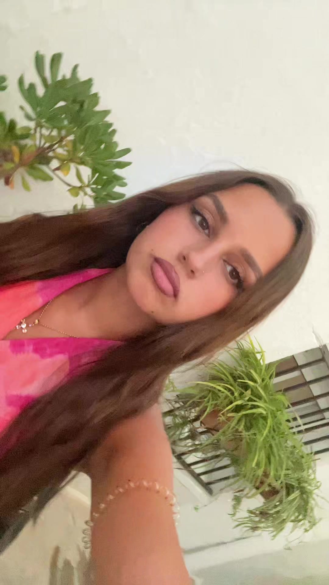 @<$