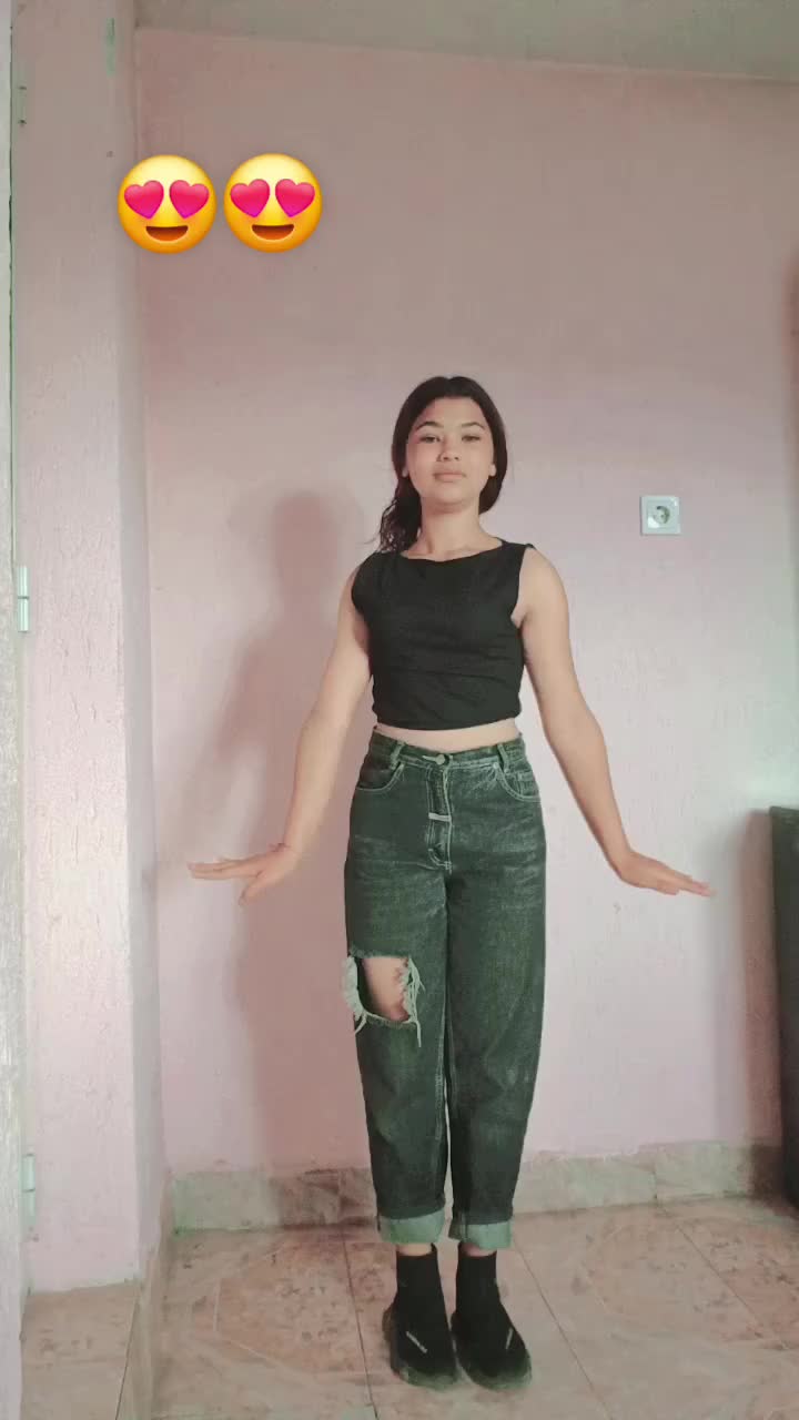 @Valentina🙉❤️