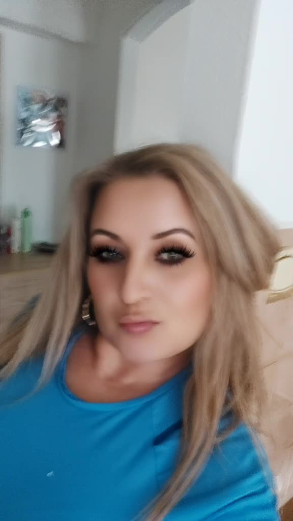 @Krisztina Kov&aacute;cs