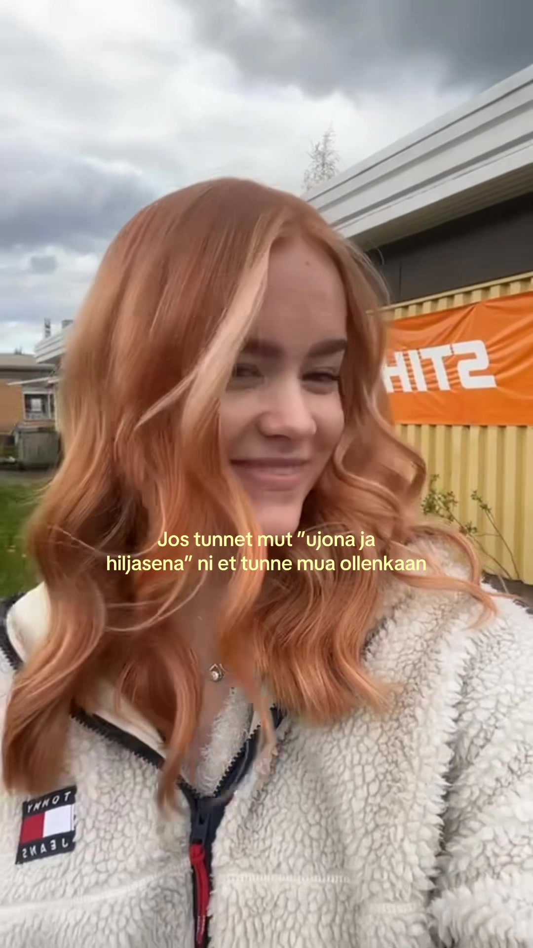 @neanoora