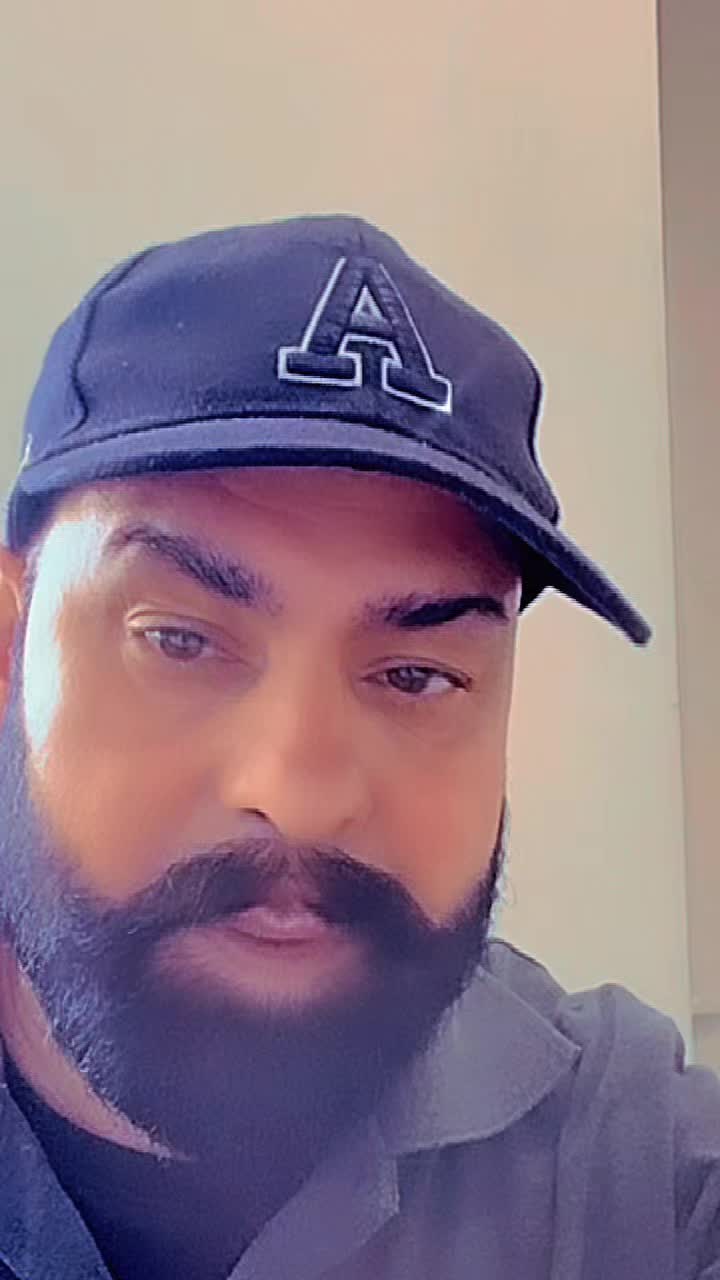 @Aman Grewal 🇬🇧