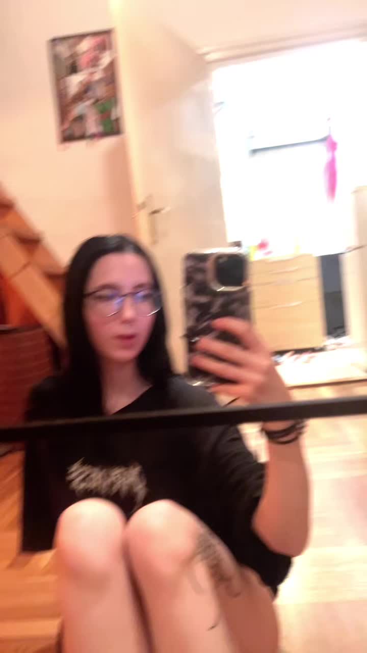 @annaskrrt.spam🕷️