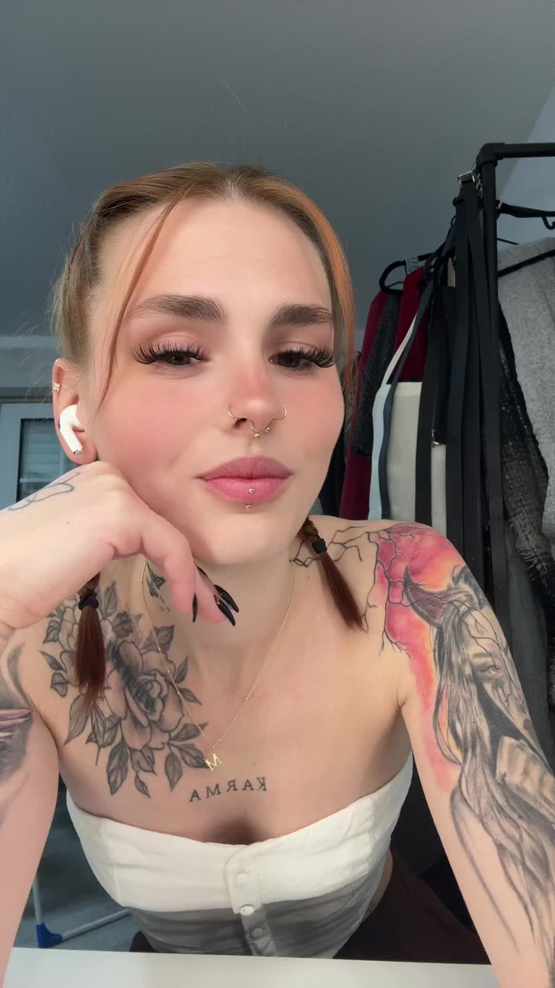 @Dana🦋