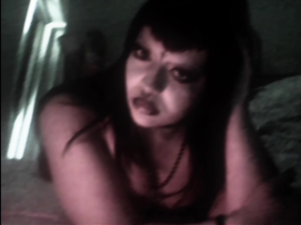 @_ddeadgirl