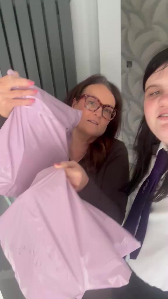 @Naomiangwatson248