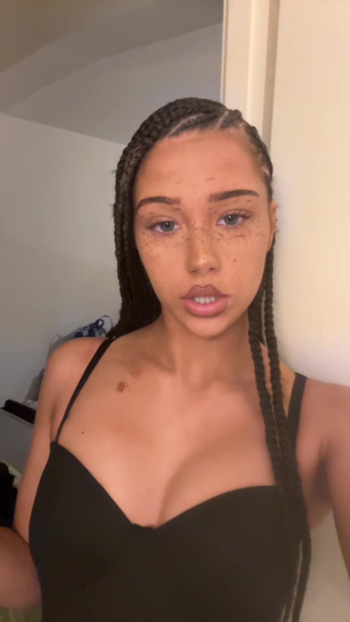 @_ouna_