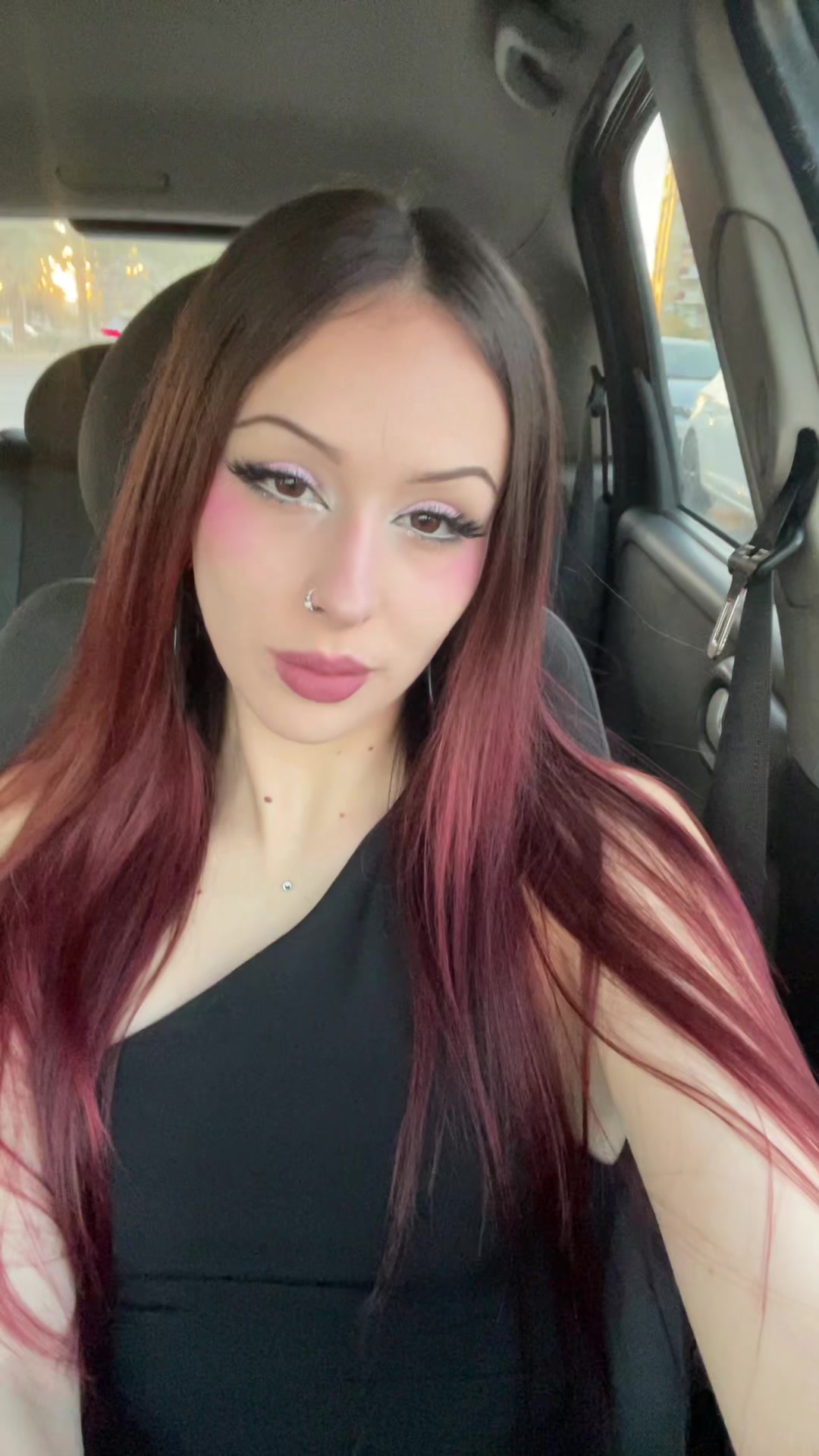 @🐰